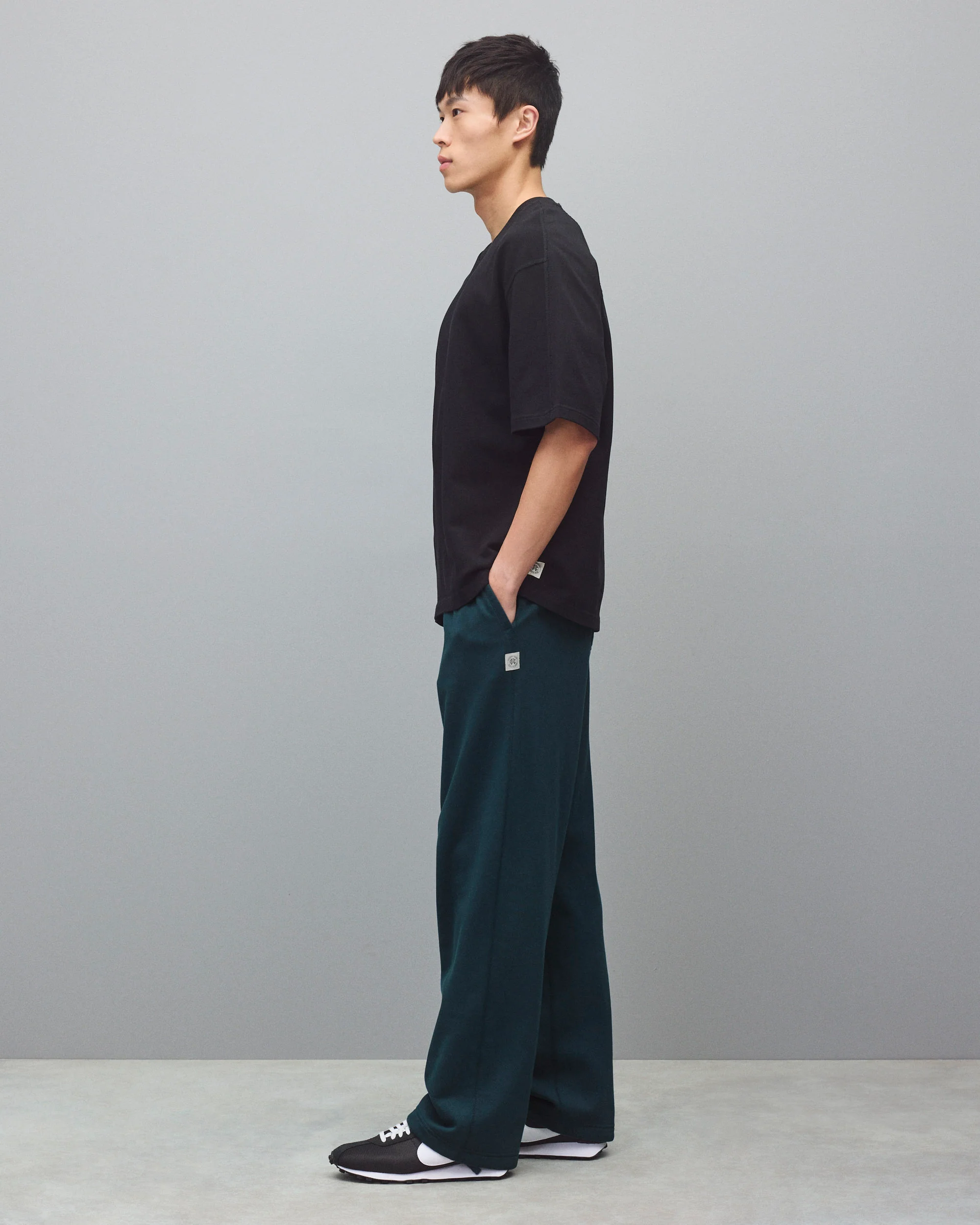 Heavyweight Jersey Relaxed T-Shirt - Image 4