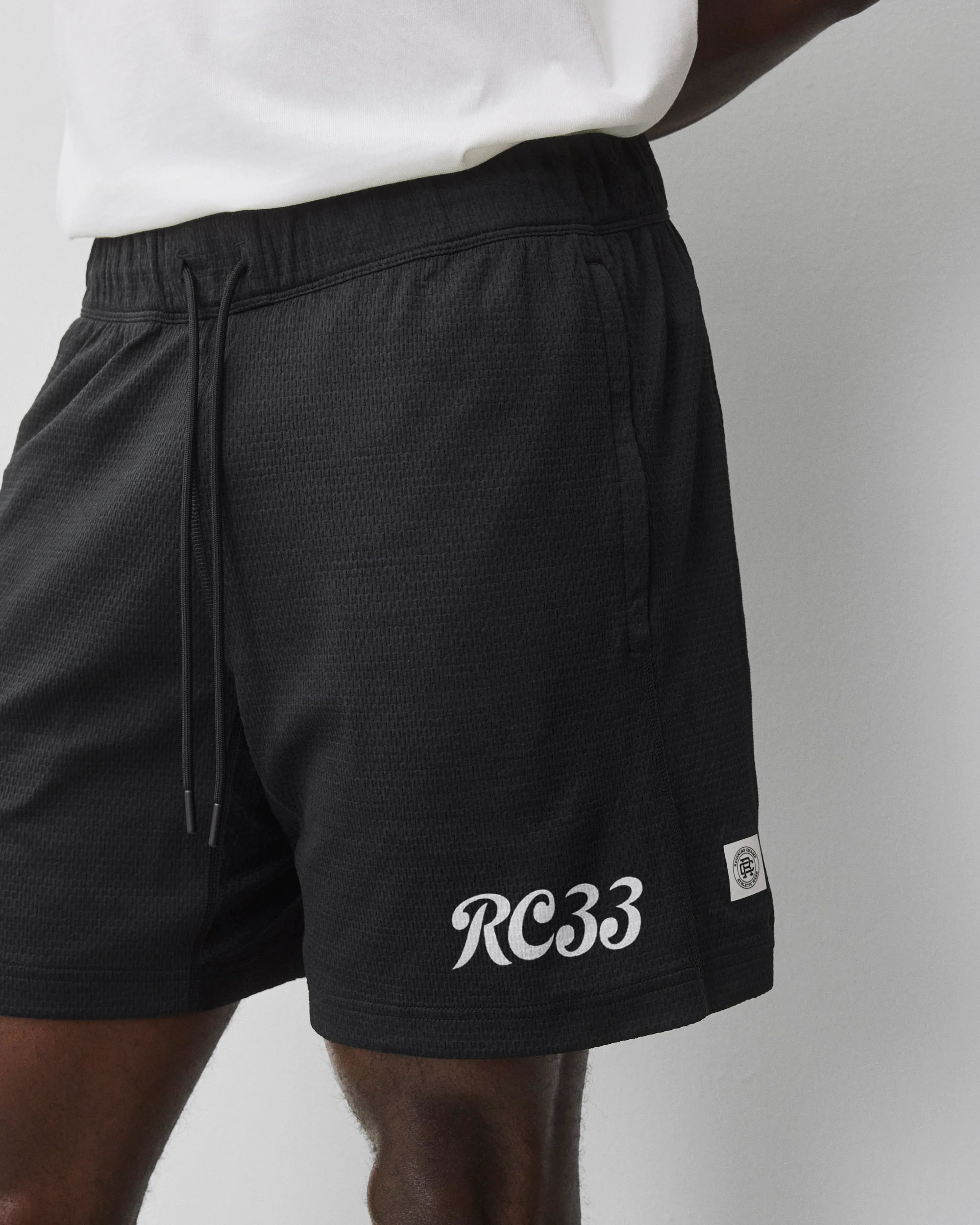 Solotex Mesh RC33 Short 7" - Image 6